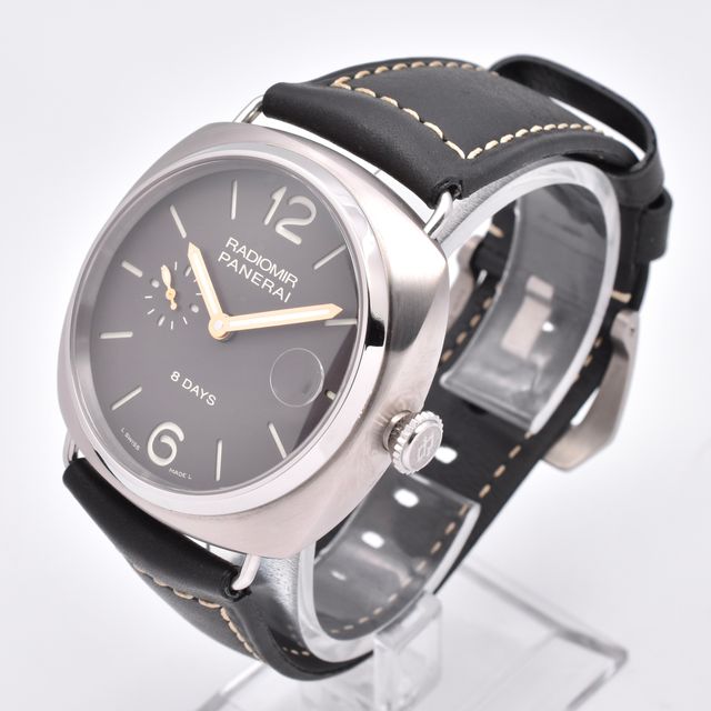 Panerai Radiomir 8 days PAM00346 Image 2